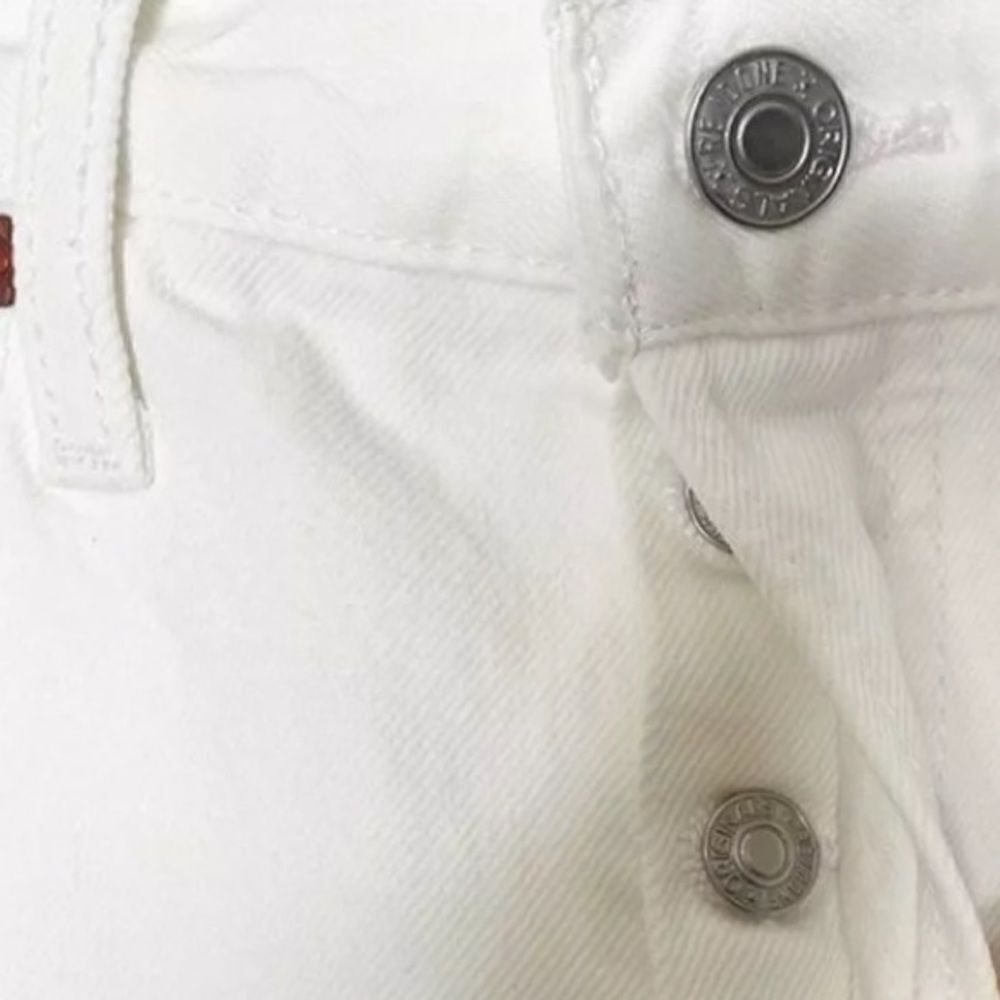 NWT RE/DONE 70s High-Rise Stove Pipe Jeans In White Destroyed - Picture 6 of 9